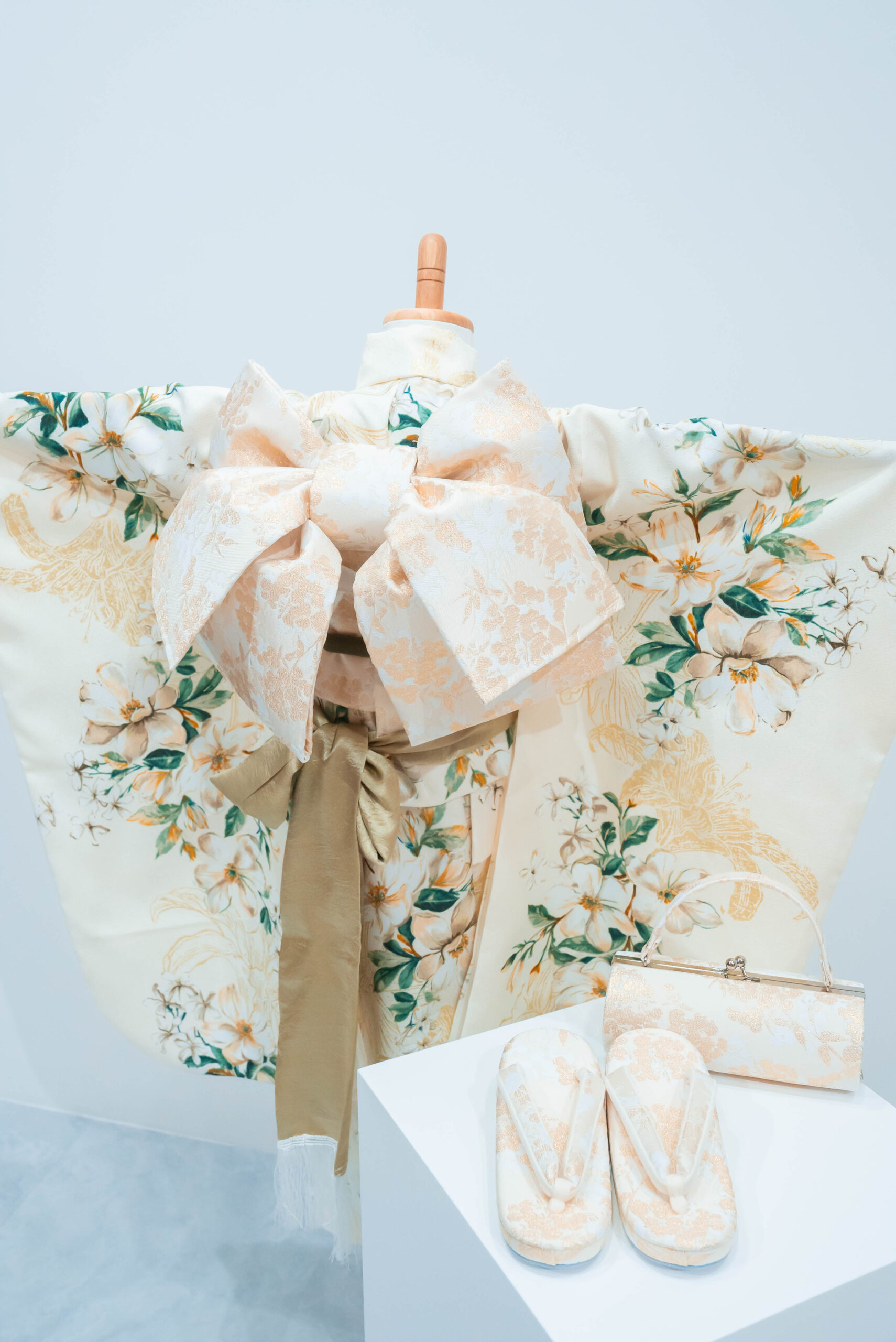 ジャスミンリリー×ベージュゴールド